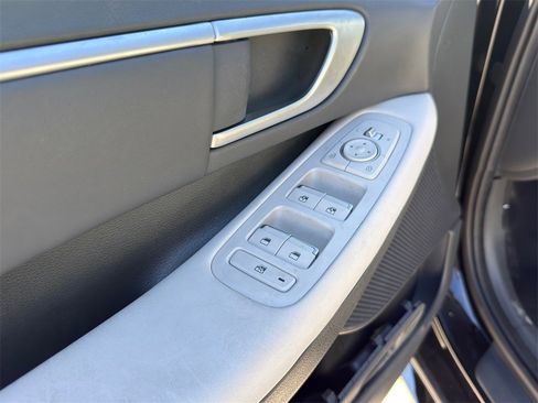 Used 2025 Hyundai Sonata SEL image 17