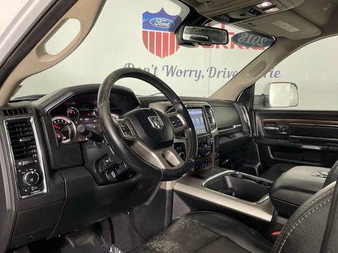 Used 2018 RAM 2500 Laramie AWD/4WD image 13