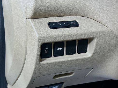 Used 2015 Nissan Altima 2.5 S w/ Power Driver Seat Package FWD image 10
