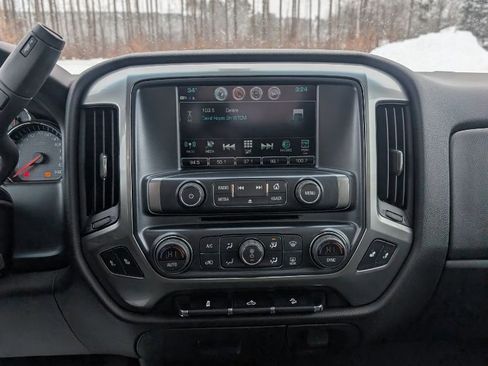 Used 2018 Chevrolet Silverado 1500 LT w/ Redline Edition image 10