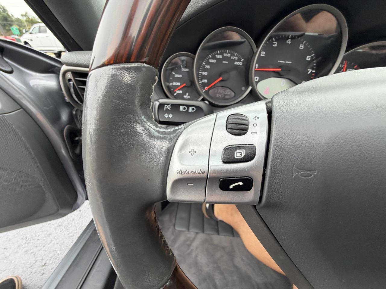 Used 2006 Porsche 911 Cabriolet image 17