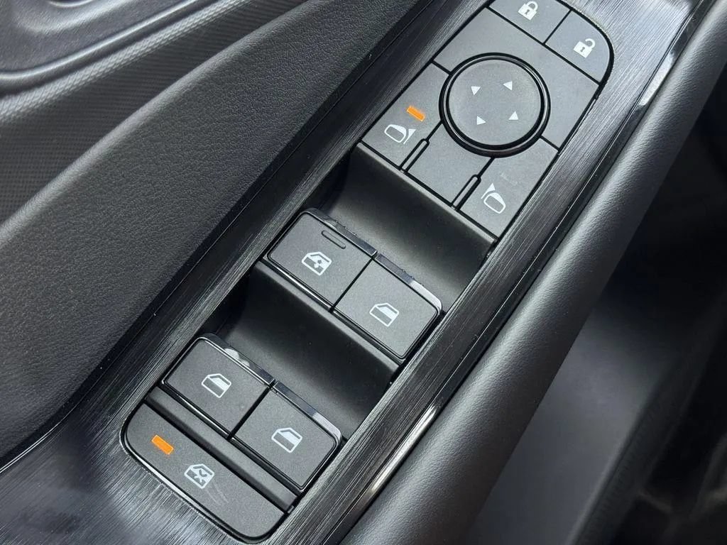 New 2026 Nissan Rogue S FWD image 19