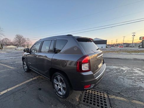 Used 2017 Jeep Compass High Altitude image 6