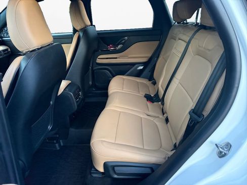 Used 2022 Lincoln Corsair Reserve w/ Equipment Group 201A image 15