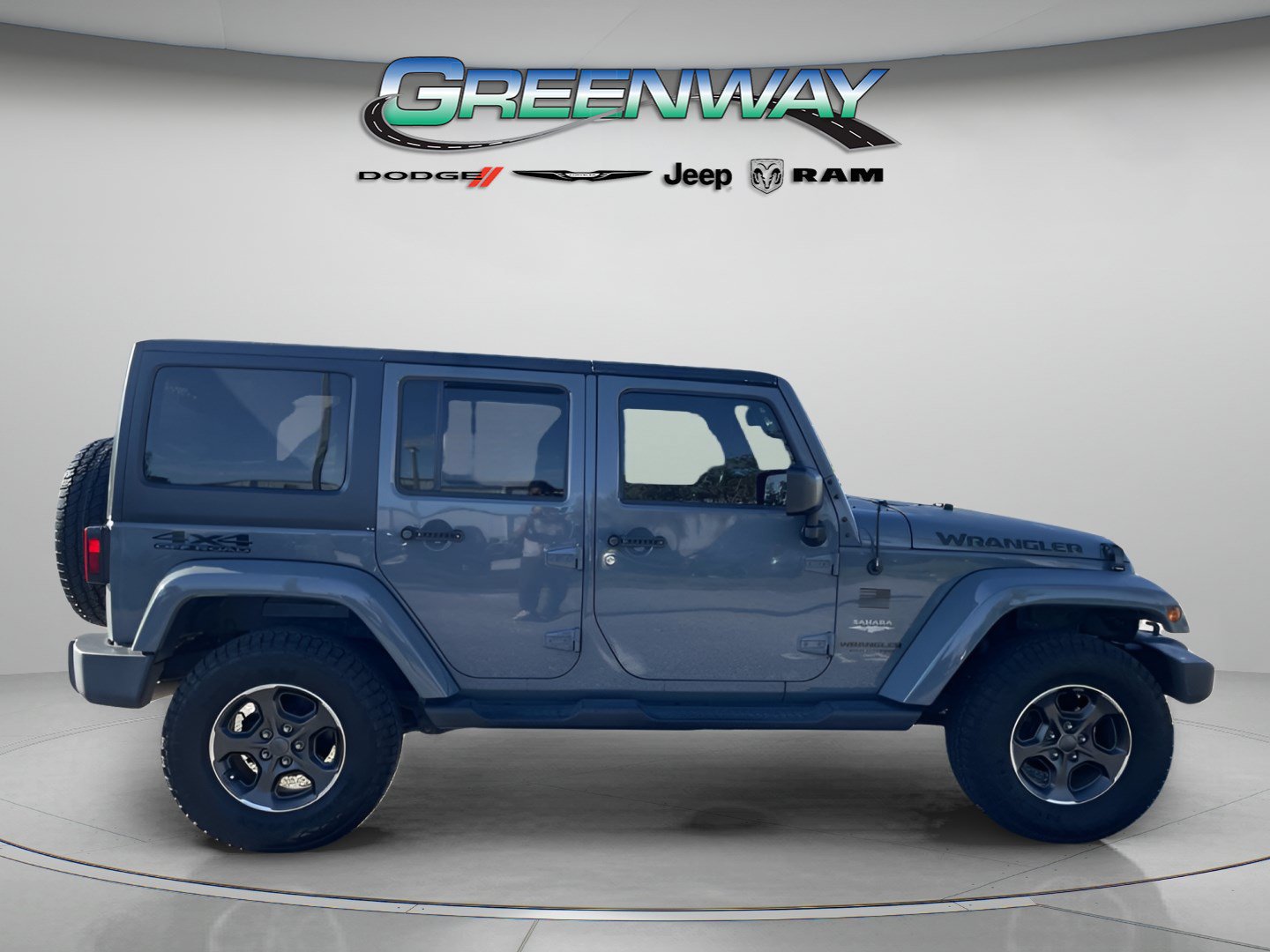 Used 2015 Jeep Wrangler Unlimited Sahara AWD/4WD image 5
