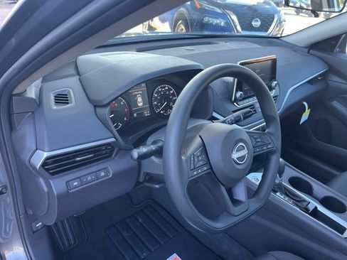 New 2025 Nissan Altima 2.5 S image 15