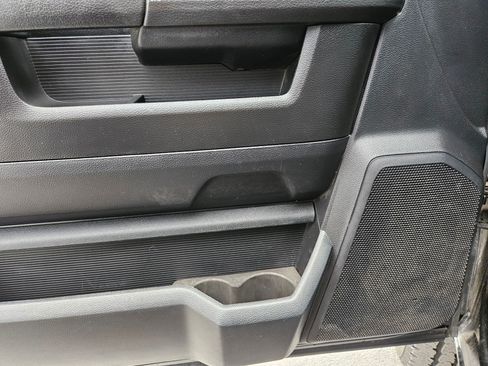 Used 2018 RAM 2500 Laramie w/ Sport Appearance Group AWD/4WD image 15