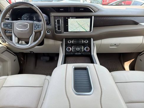 Used 2023 GMC Yukon Denali w/ Denali Reserve Package AWD/4WD image 9