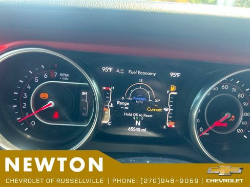 Used 2020 Jeep Gladiator Rubicon AWD/4WD image 6
