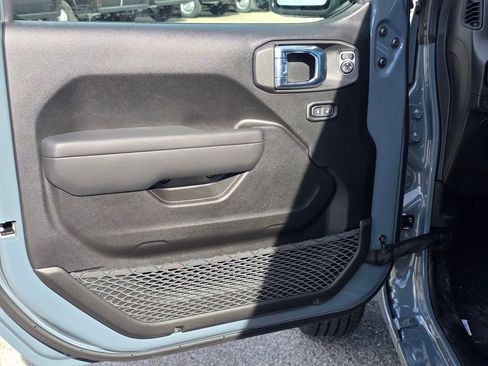 New 2026 Jeep Gladiator Sport image 8