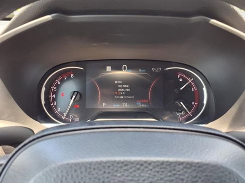 Used 2023 Toyota RAV4 LE FWD image 15