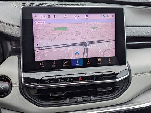 Used 2022 Jeep Compass Limited w/ Elite Group image 28