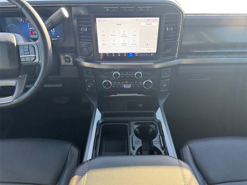 Used 2024 Ford F350 Lariat w/ Lariat Ultimate Package image 11