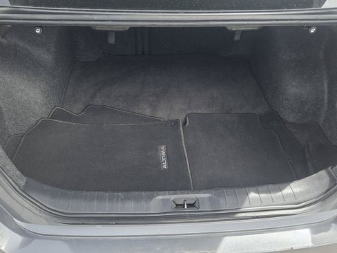 Used 2023 Nissan Altima 2.5 SL FWD image 22