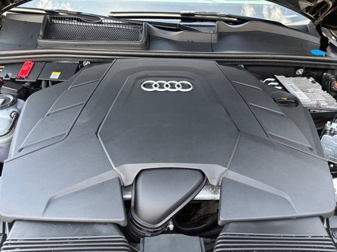 Used 2023 Audi Q7 3.0T Prestige AWD/4WD image 17