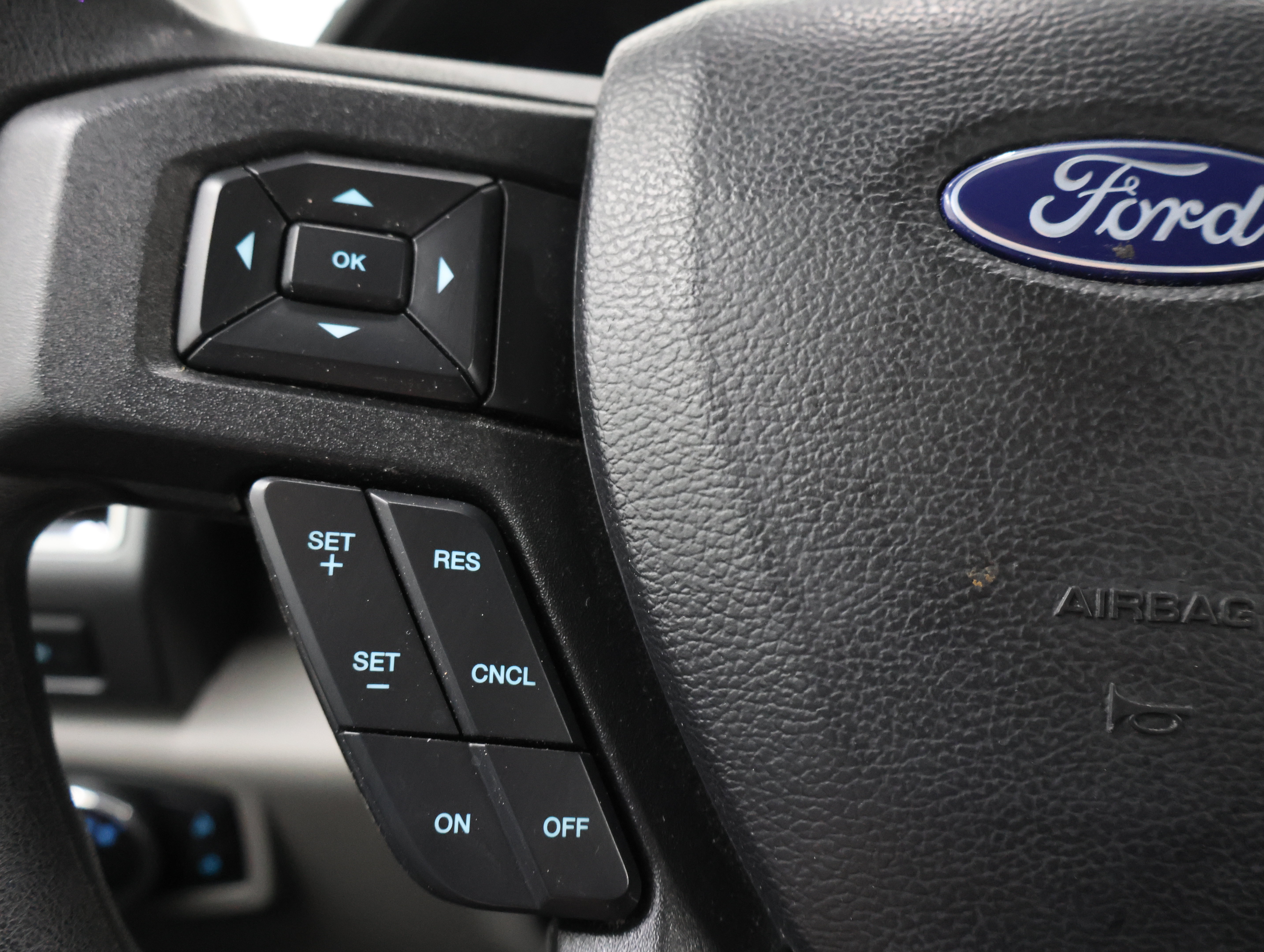 Used 2020 Ford F250 XLT w/ XLT Value Package AWD/4WD image 15