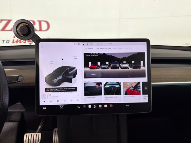 Used 2024 Tesla Model Y Performance AWD/4WD image 23