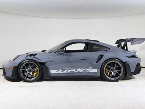 Certified 2025 Porsche 911 GT3 RS image 2