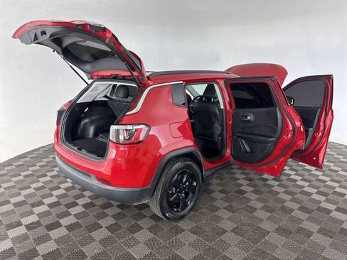 Used 2021 Jeep Compass Latitude w/ Convenience Group image 16