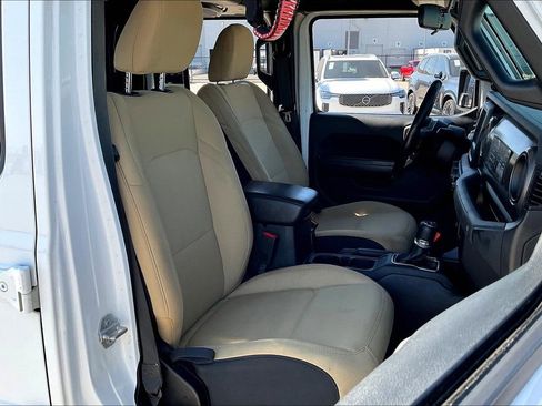 Used 2020 Jeep Gladiator Sport w/ Quick Order Package 24S image 10