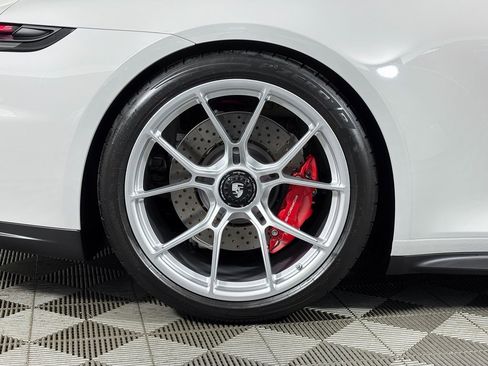 Used 2026 Porsche 911 GT3 image 42