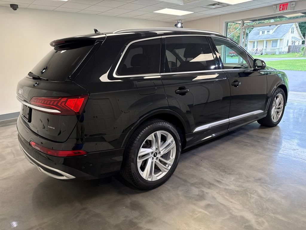 Used 2023 Audi Q7 3.0T Prestige w/ Prestige Package AWD/4WD image 2