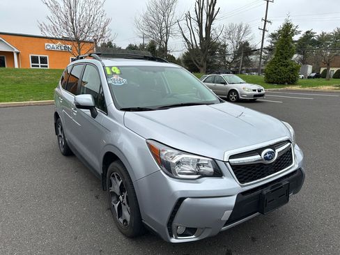 Used 2014 Subaru Forester 2.0XT Touring AWD/4WD image 4