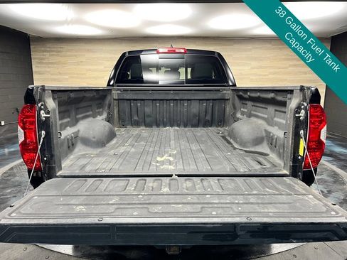 Used 2020 Toyota Tundra SR5 w/ SR5 Upgrade Package AWD/4WD image 19