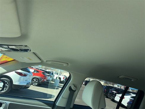 Used 2025 Hyundai Santa Fe SEL image 9