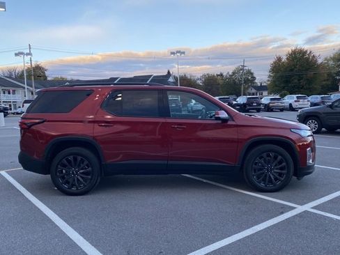 Used 2023 Chevrolet Traverse RS image 6