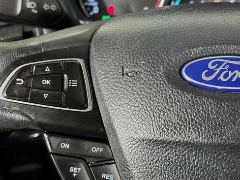 Used 2018 Ford EcoSport SE w/ SE Convenience Package image 13
