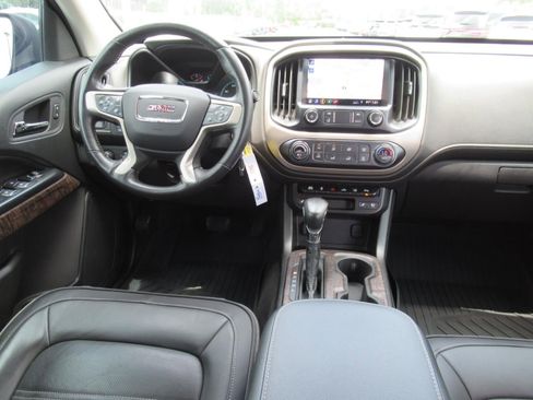 Used 2022 GMC Canyon Denali AWD/4WD image 13