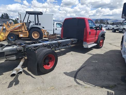 Used 2016 Ford F550 4x4 Regular Cab Super Duty w/ Ambulance Prep Package image 10