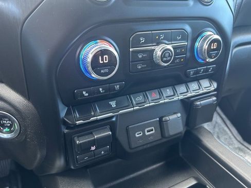 Used 2022 GMC Sierra 2500 AT4 w/ Gooseneck/5TH Wheel Package image 24