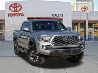 Used 2020 Toyota Tacoma TRD Off-Road w/ Technology Package AWD/4WD video 1