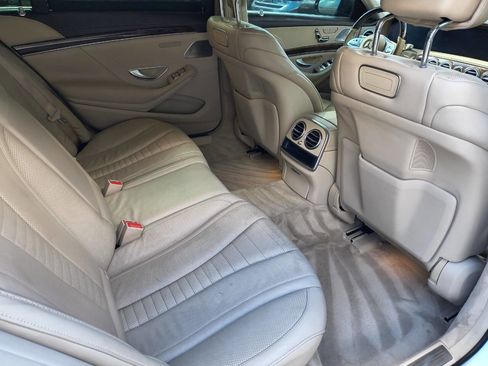 Used 2019 Mercedes-Benz S 560 Sedan image 45