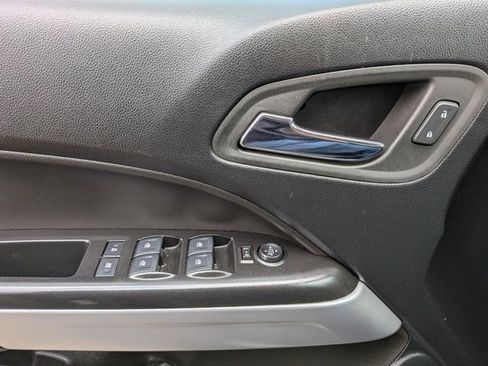 Used 2022 Chevrolet Colorado ZR2 AWD/4WD image 15