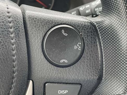 Used 2016 Toyota RAV4 LE FWD image 32