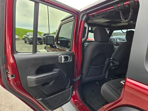 Used 2021 Jeep Wrangler Unlimited Sport AWD/4WD image 29