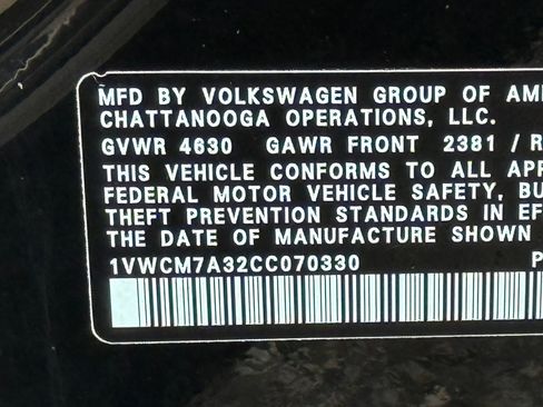 Used 2012 Volkswagen Passat 3.6 SEL Premium image 32