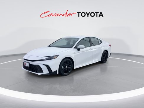 Certified 2026 Toyota Camry SE image 4