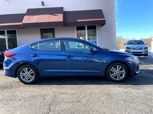 Used 2017 Hyundai Elantra Value Edition w/ Cargo Package image 4