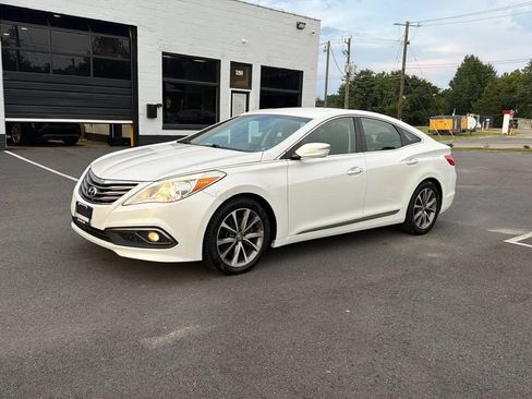 Used 2017 Hyundai Azera FWD image 3