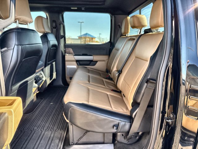 Used 2025 Ford F350 Lariat w/ Lariat Ultimate Package AWD/4WD image 23