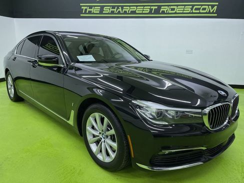 Used 2018 BMW 740e xDrive image 2