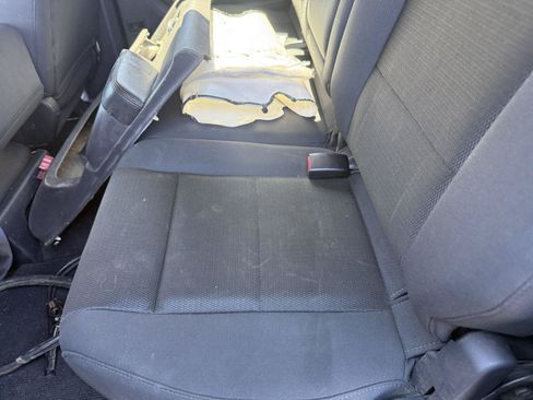 Used 2015 Nissan Titan S AWD/4WD image 15
