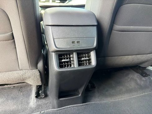 Used 2025 Chevrolet Equinox LT AWD/4WD image 27