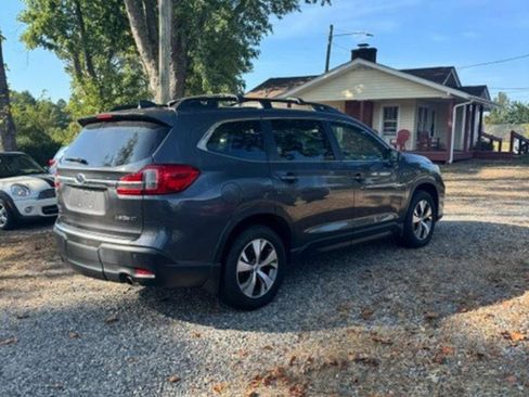 Used 2019 Subaru Ascent Premium w/ Popular Package #2 AWD/4WD image 4