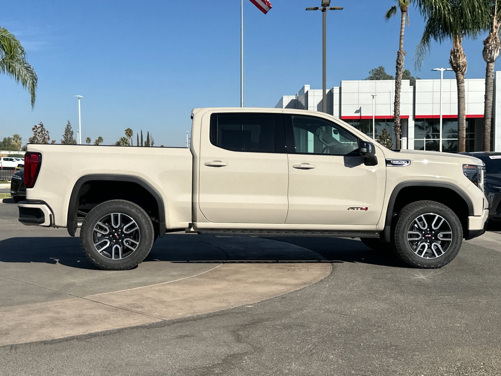 New 2026 GMC Sierra 1500 AT4 w/ AT4 Premium Package AWD/4WD image 3