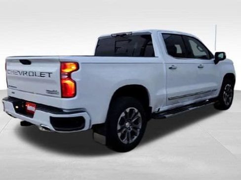Certified 2024 Chevrolet Silverado 1500 High Country w/ Technology Package image 8